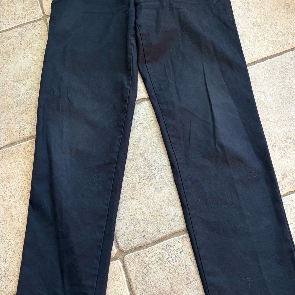 GAP Black Men’s Size 28 Khakis Tailored Straight Fit Pants